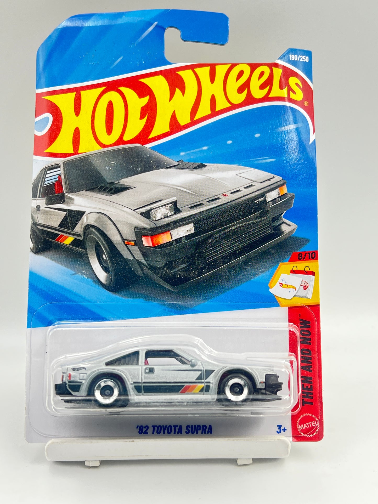 CREASED - HOT WHEELS - 82 TOYOTA SUPRA - 3D