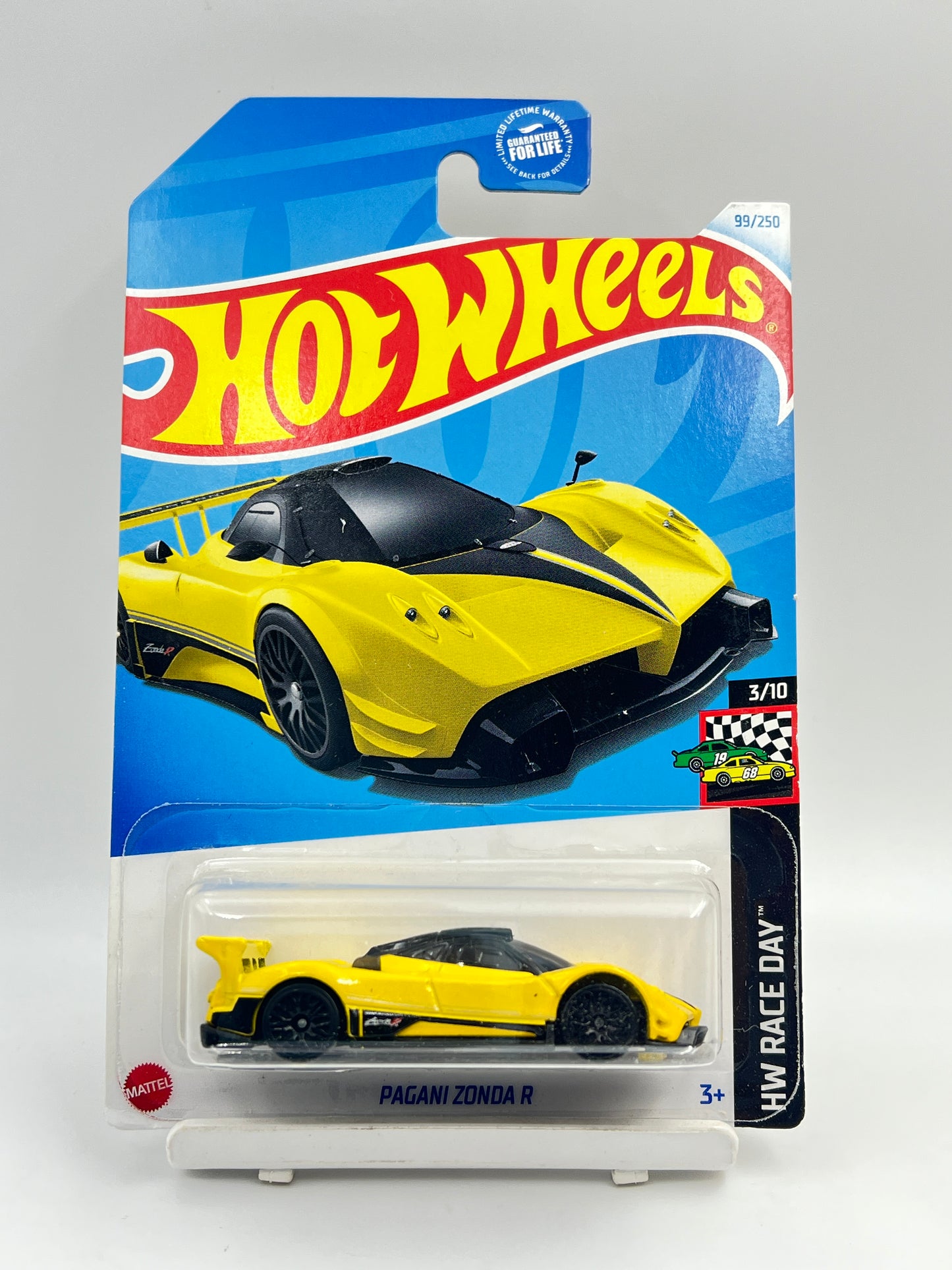IMPORTED - HOT WHEELS -  PAGANI ZONDA R - YELLOW - 3B