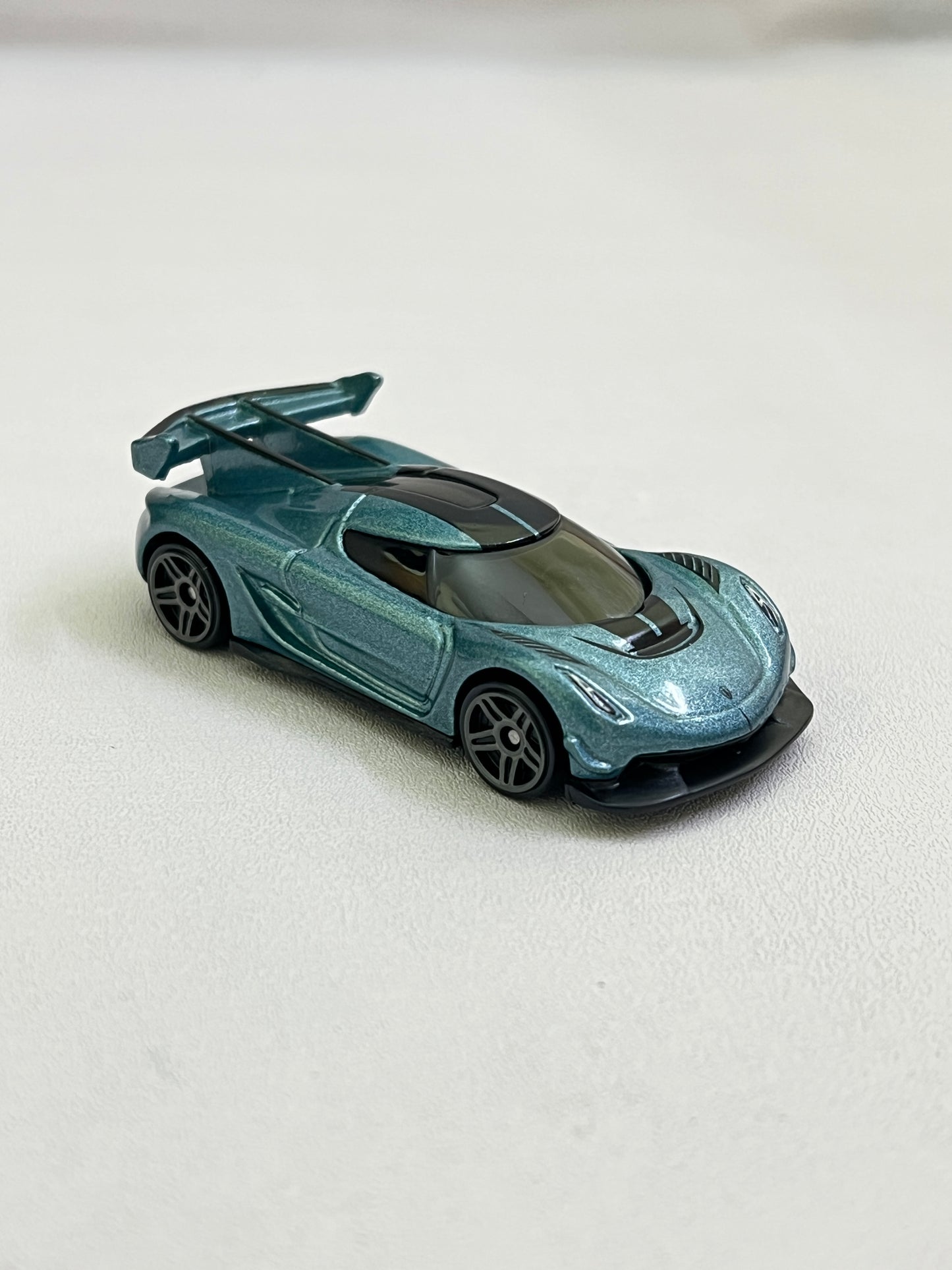 UNCARDED - KOENIGSEGG JESKO