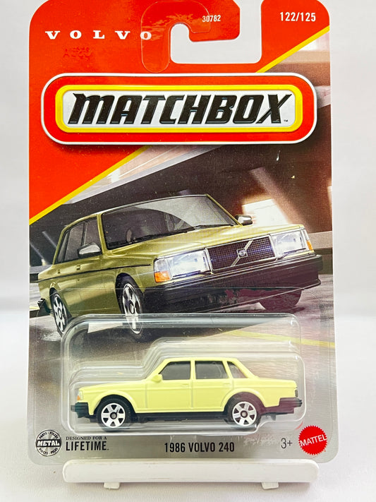 MATCHBOX - 1986 VOLVO 240 - ZX2