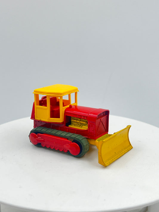 PRE-OWNED - MISSING WHEEL BELT - MATCHBOX LESNEY TOYS - 1970S MADE - TRACTOR