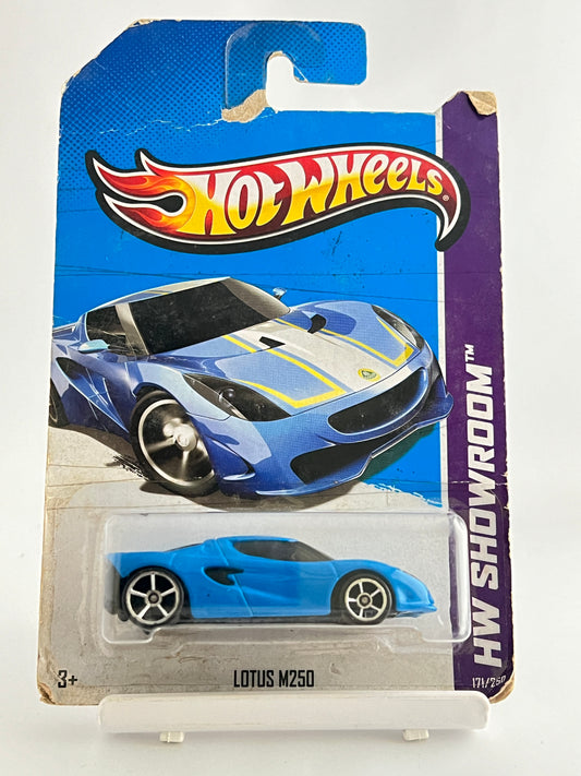 LOTUS M250 -CARD DAMAGED - 3C - Its Fun- Hot wheels - matchbox - diecast