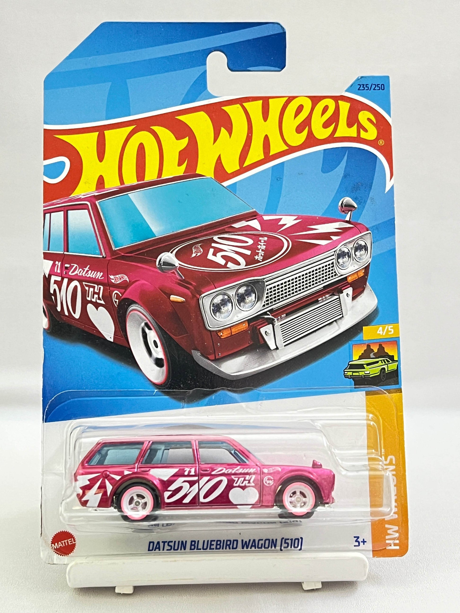 SUPER TREASURE HUNT - (BLISTER SQUEEZE) HOT WHEELS - DATSUN BLUEBIRD WAGON (510) WITH PROTECTOR - Its Fun