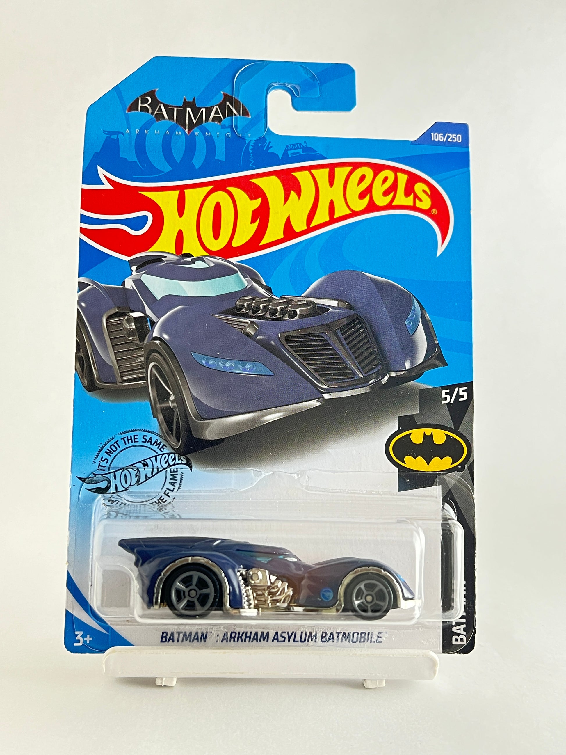 TREASURE HUNT - BATMAN - ARKHAM ASYLUM BATMOBILE - Its Fun