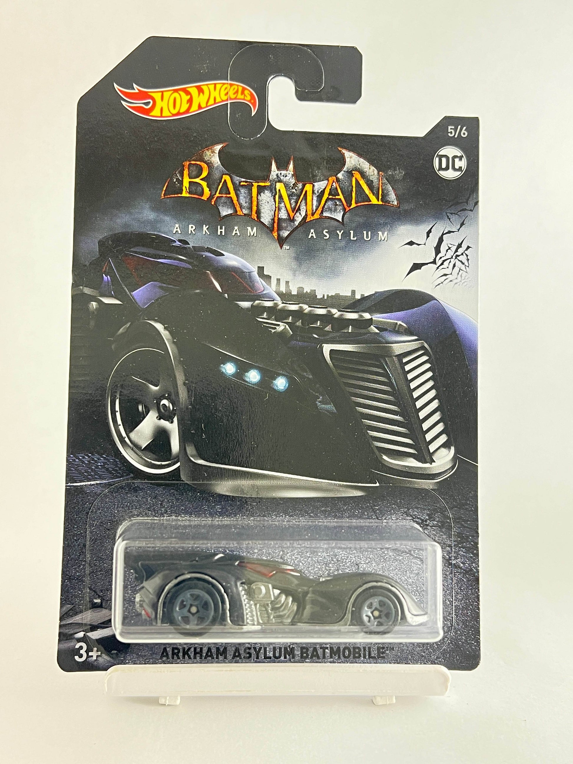 ARKHAM ASYLUM BATMOBILE - 3D - Its Fun