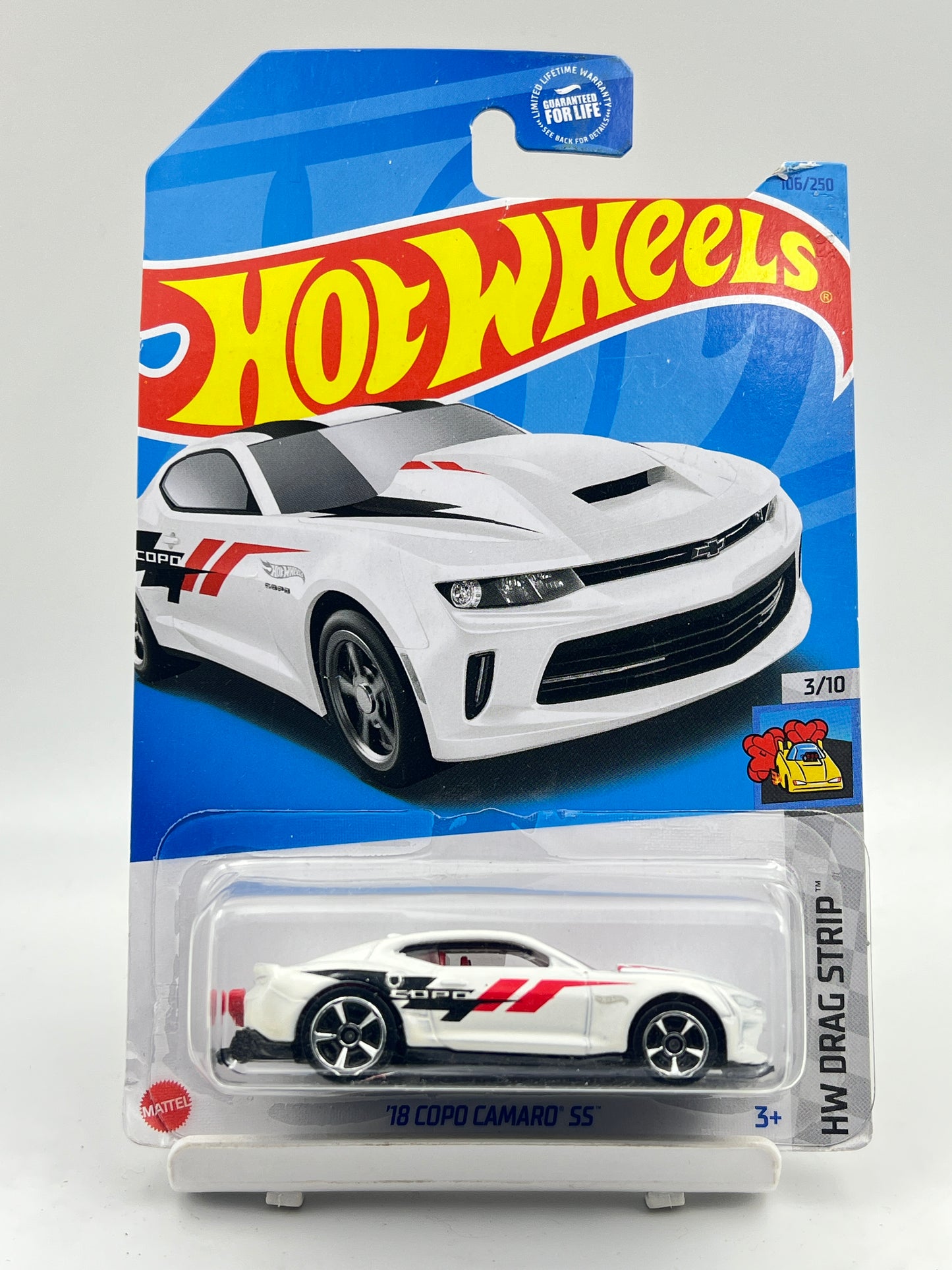 IMPORTED - HOT WHEELS -  18 COPO CAMARO SS - WHITE - 6B