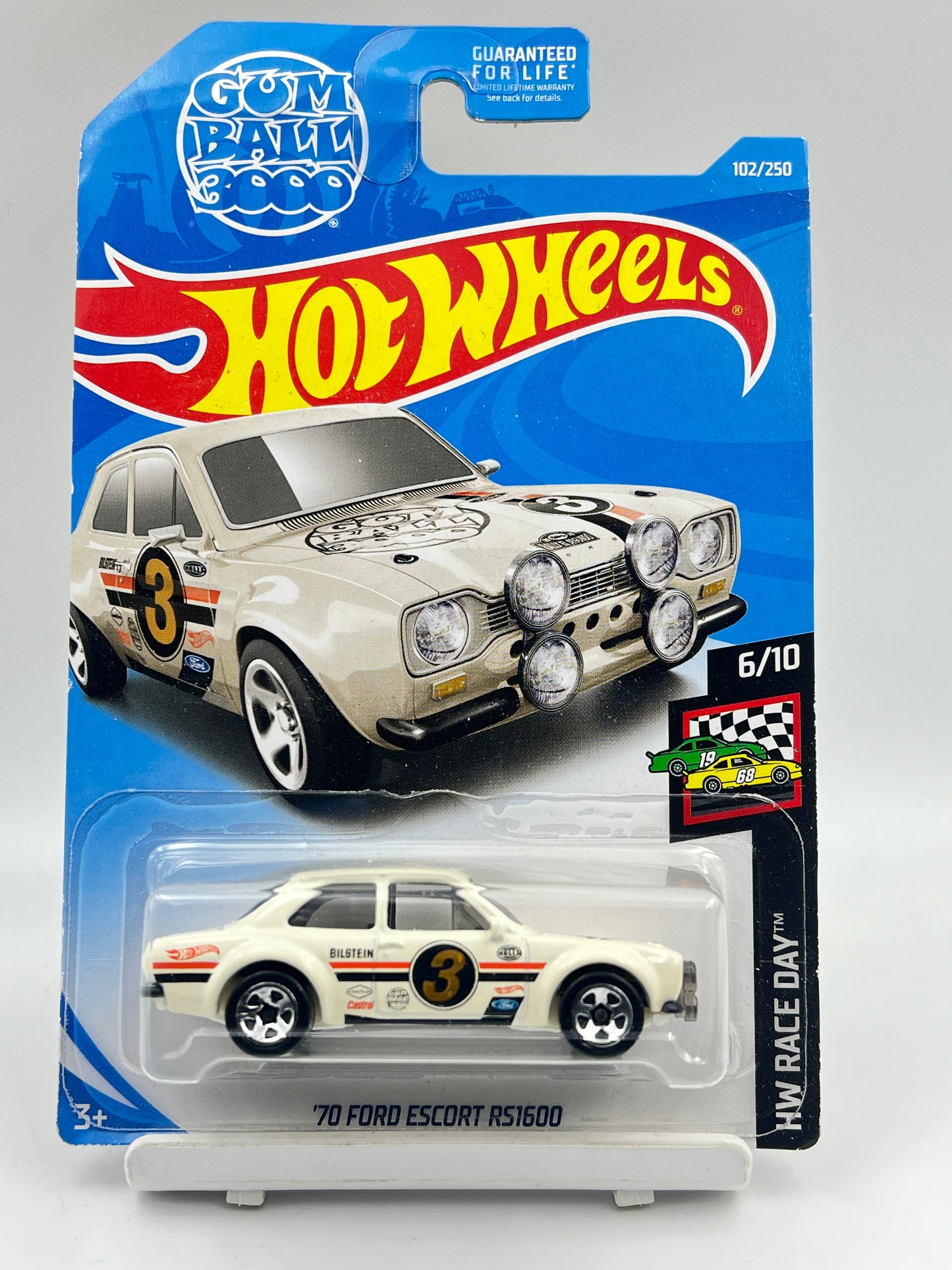 MILD CREASE - IMPORTED - HOT WHEELS -  70 FORD ESCORT RS1600 - WHITE - 2C