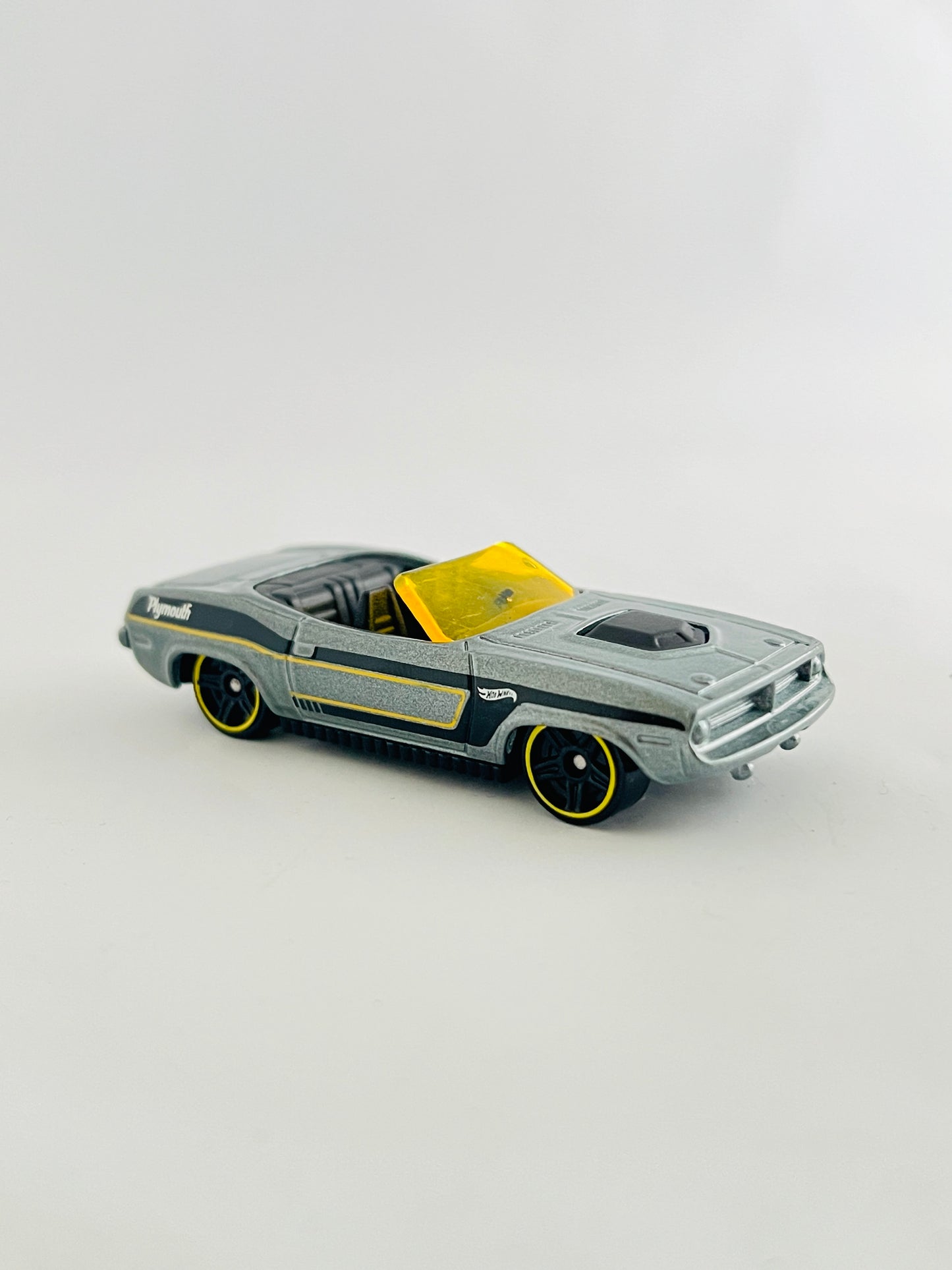 PLYMOUTH BARRACUDA - GREY - Its Fun- Hot wheels - matchbox - diecast