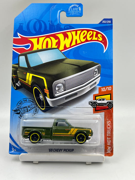 IMPORTED - HOT WHEELS -  69 CHEVY PICKUP - 7A