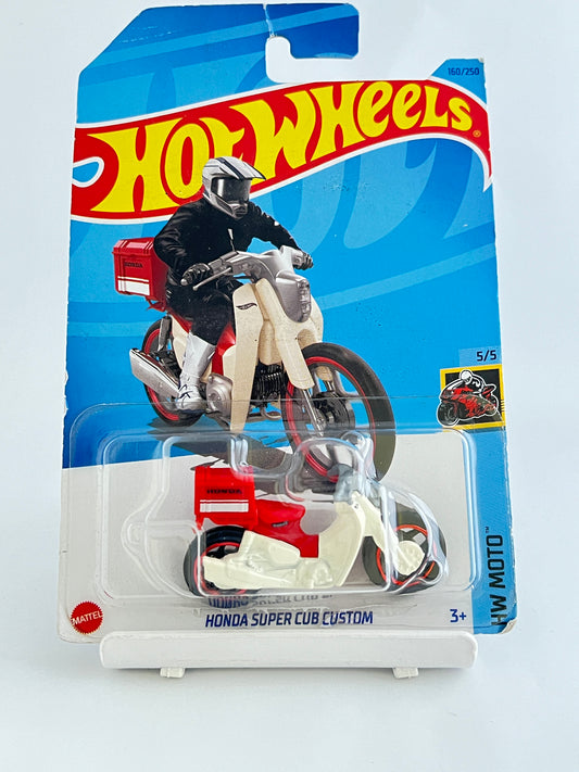 HONDA SUPER CUB - RED - 4B - Its Fun- Hot wheels - matchbox - diecast