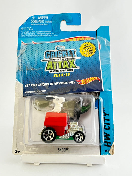 SNOOPY WITH CRICKET ATTAX CARD - 5D - Its Fun- Hot wheels - matchbox - diecast