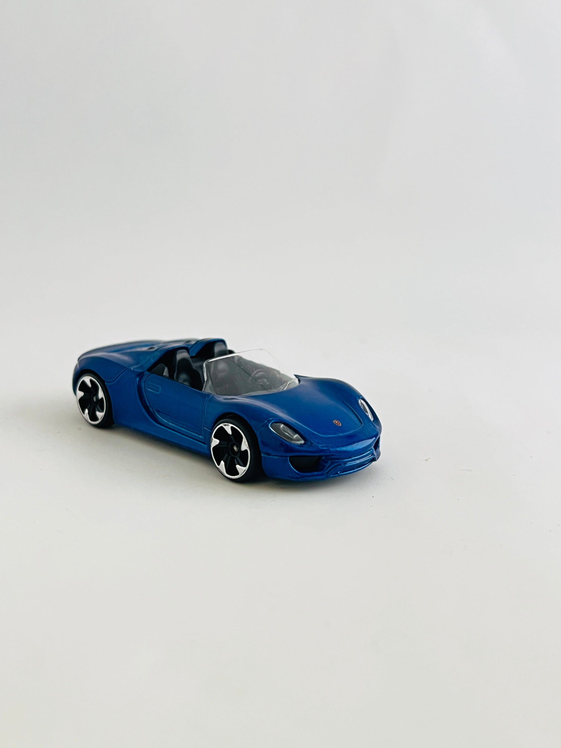 UNCARDED - MAJORETTE - PORSCHE 918 SPYDER - DARK BLUE - Its Fun- Hot wheels - matchbox - diecast