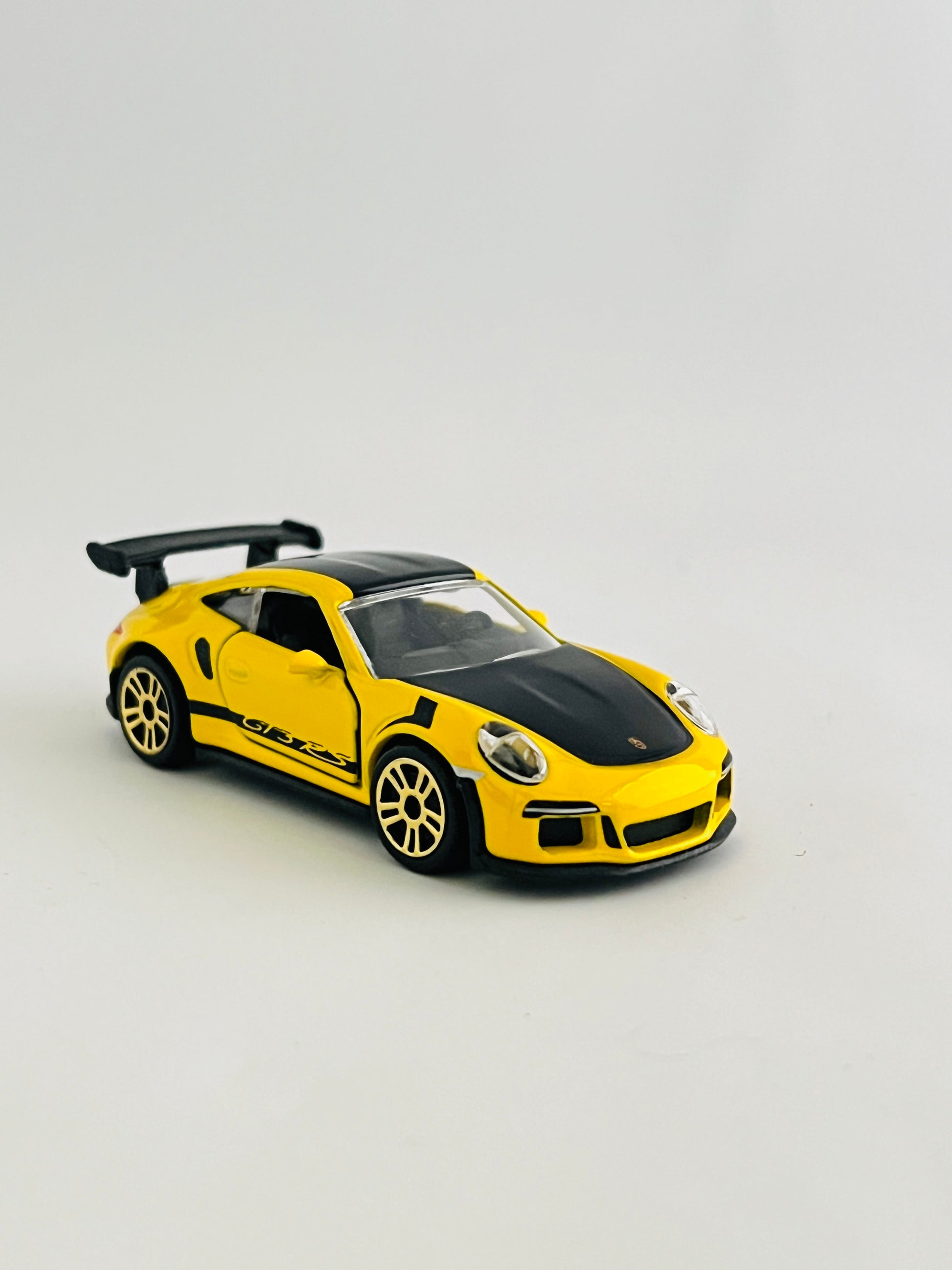 UNCARDED - MAJORETTE PORSCHE 911 GT3 RS - YELLOW BLACK - Its Fun- Hot wheels - matchbox - diecast