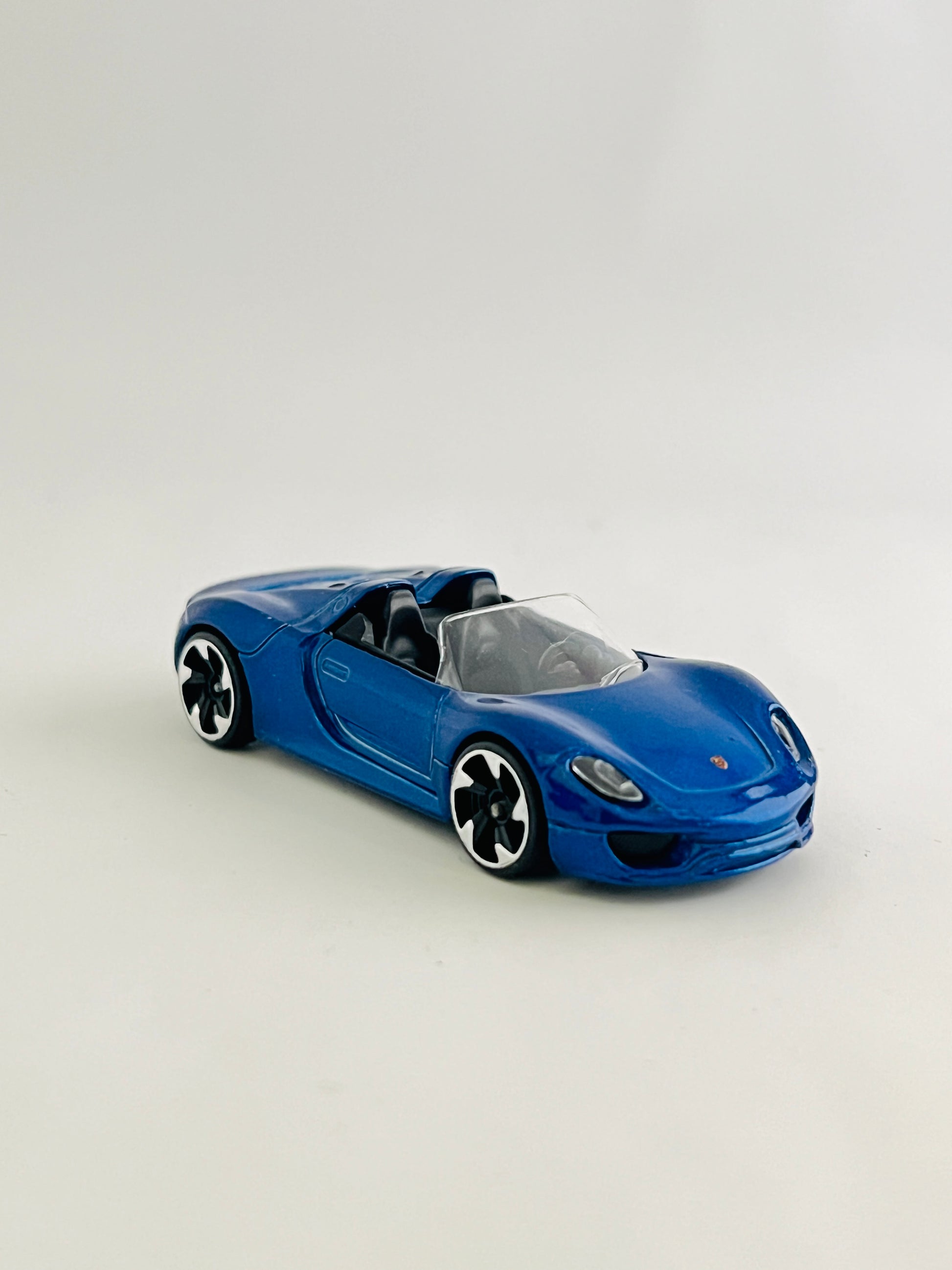 UNCARDED - MAJORETTE PORSCHE 918 SPYDER - DARK BLUE - Its Fun- Hot wheels - matchbox - diecast