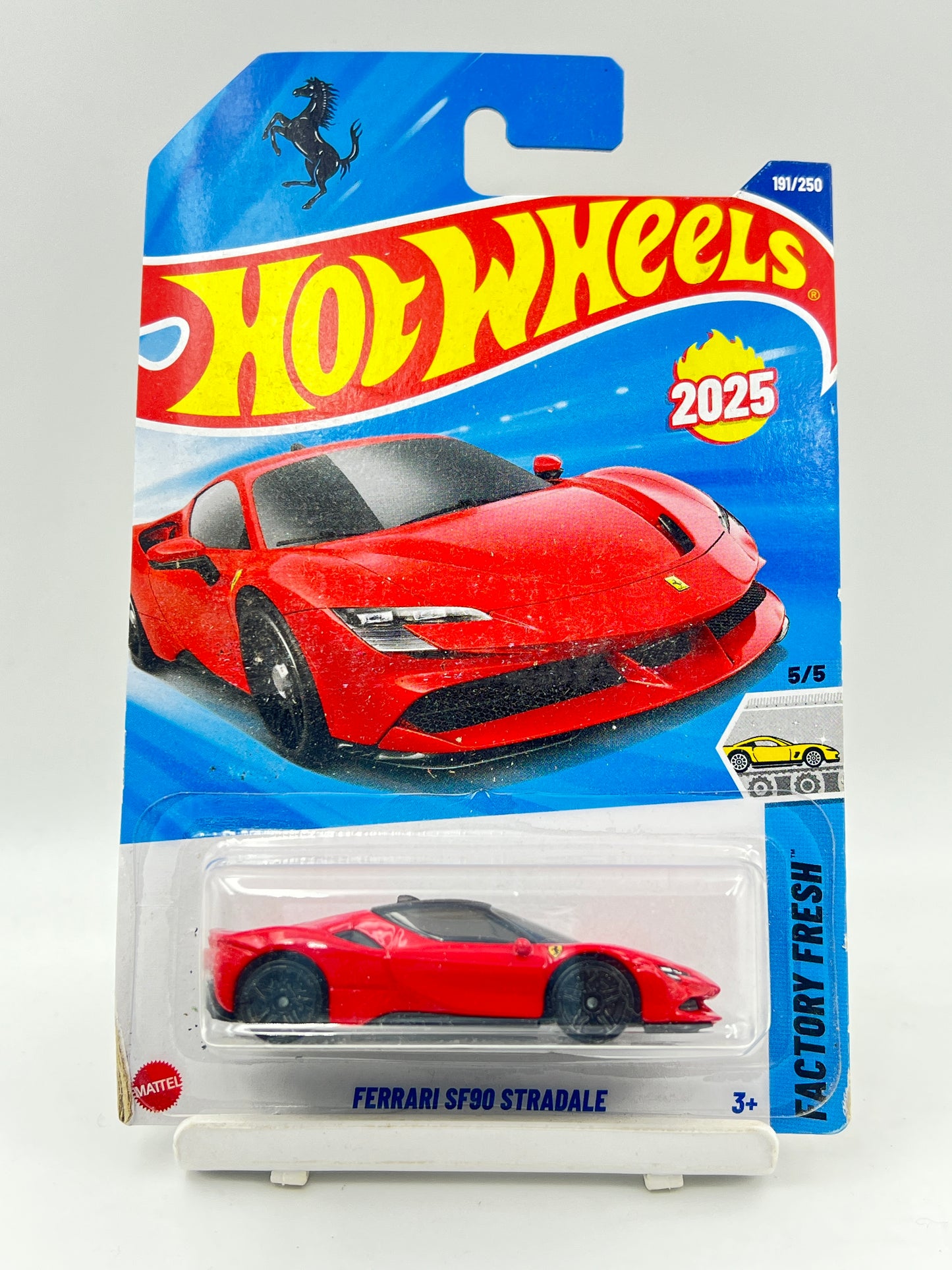 CREASED / SOFT CORNERS - HOT WHEELS - FERRARI SF90 STRADALE - RED - 3A