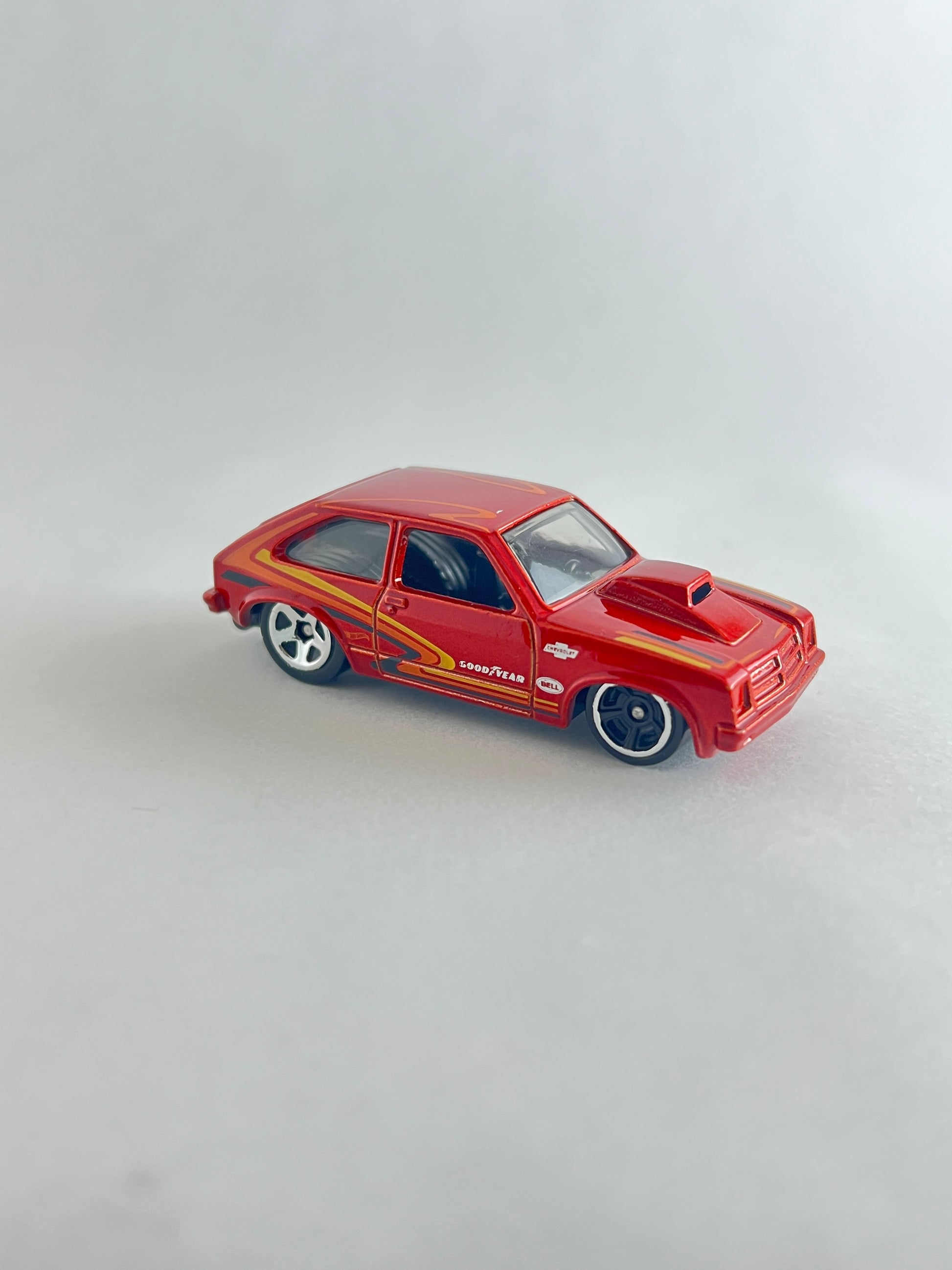 UNCARDED - 1976 CHEVY CHEVETTE - Its Fun- Hot wheels - matchbox - diecast