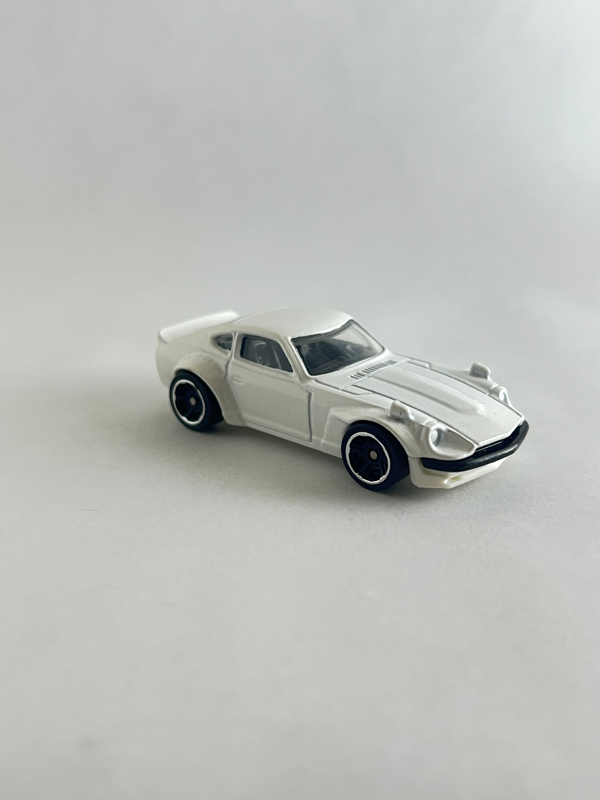 UNCARDED - CUSTOM DATSUN 240Z - Its Fun- Hot wheels - matchbox - diecast