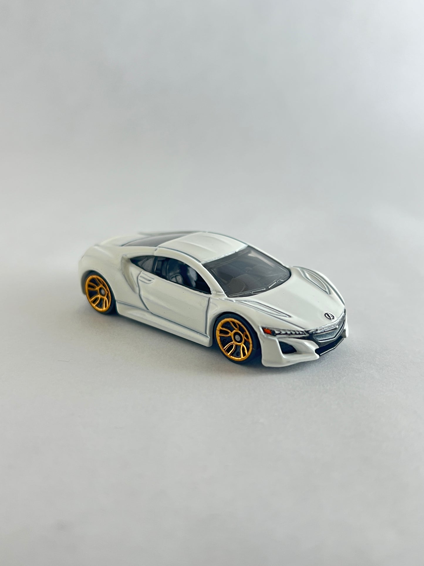 UNCARDED - 17 ACURA NSX - Its Fun- Hot wheels - matchbox - diecast