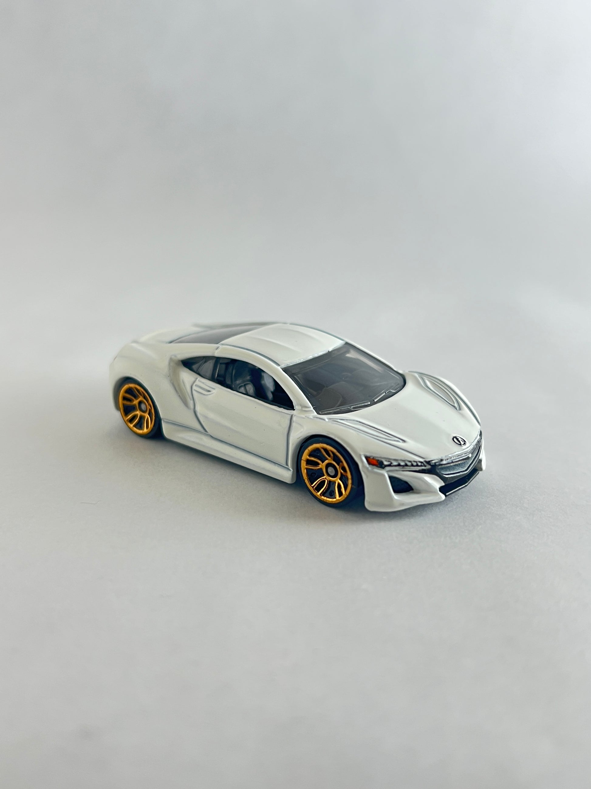 UNCARDED - 17 ACURA NSX - Its Fun- Hot wheels - matchbox - diecast
