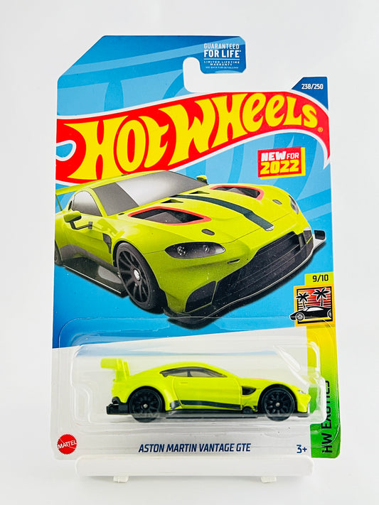 ASTON MARTIN VANTAGE GTE - GREEN - 4A - Its Fun- Hot wheels - matchbox - diecast