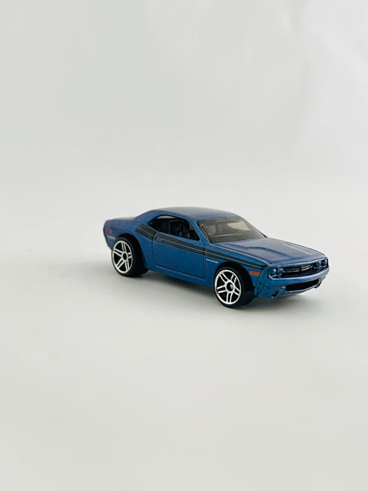 UNCARDED - DODGE CHALLENGER CONCEPT - Its Fun- Hot wheels - matchbox - diecast