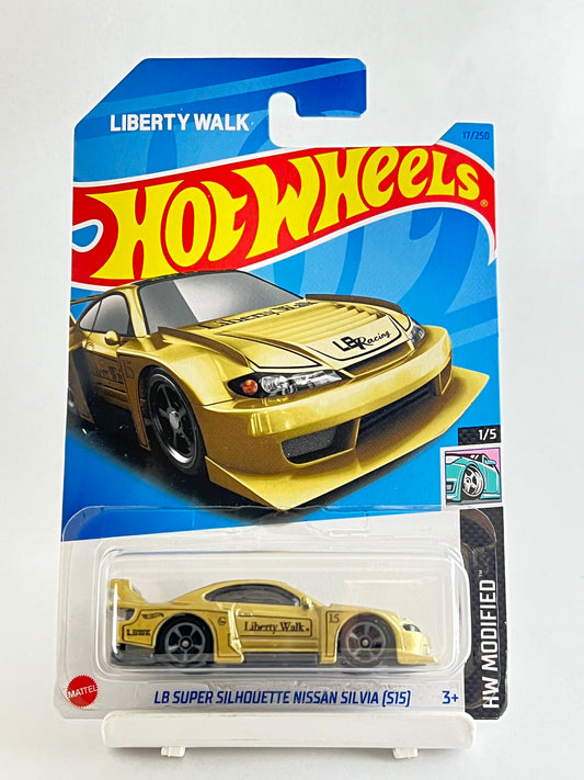 LB SUPER SILHOUETTE NISSAN SILVIA (S15) - GOLD + FREE PROTECTOR - 4G - Its Fun- Hot wheels - matchbox - diecast