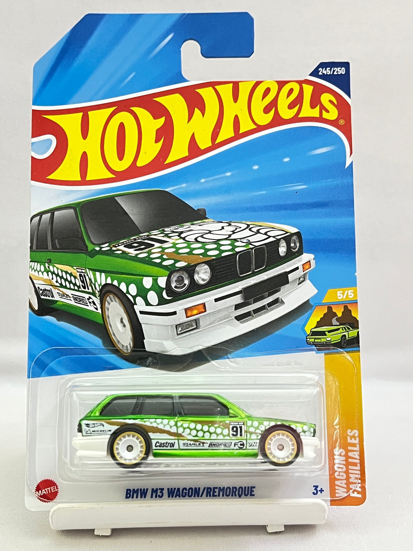 SUPER TREASURE HUNT - HOT WHEELS - BMW M3 WAGON WITH FREE PROTECTOR