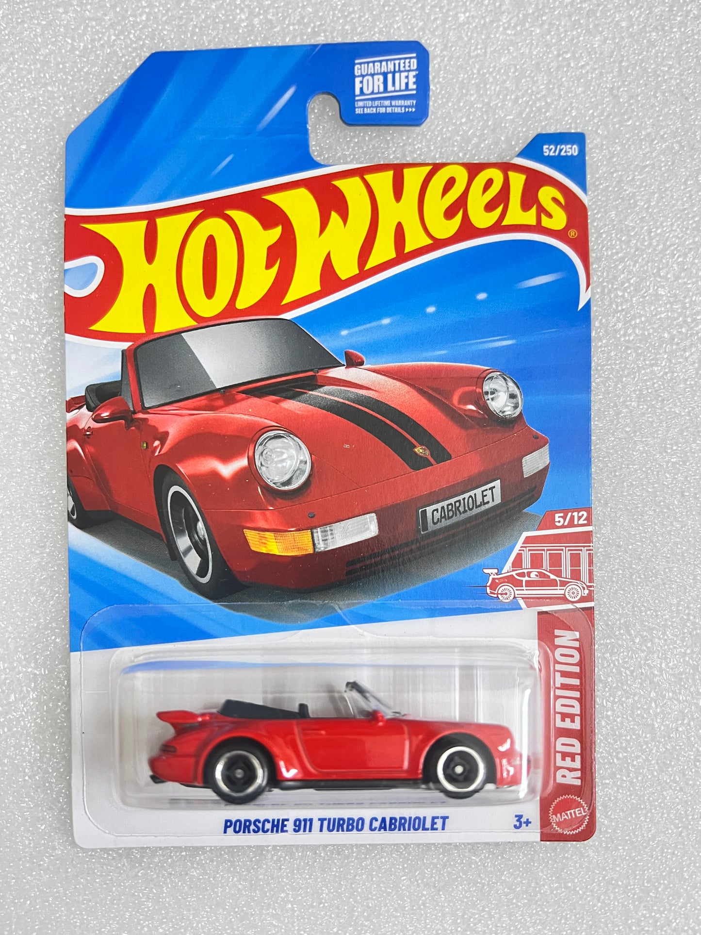 RED EDITION - TARGET EXCLUSIVE - CREASED - ( CARD AS IN PIC ) - PORSCHE 911 TURBO CABRIOLET - 4A
