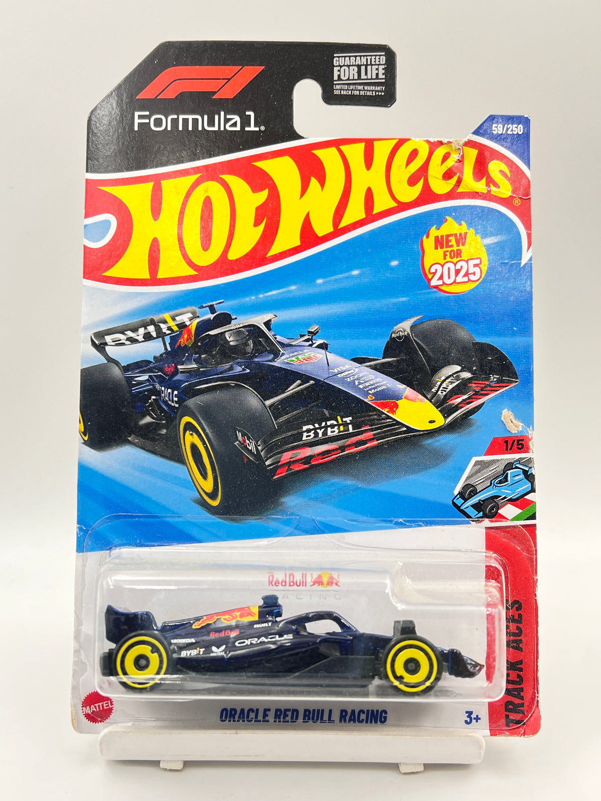 DAMAGED CARD - IMPORTED - HOT WHEELS -  ORACLE RED BULL RACING - 2B