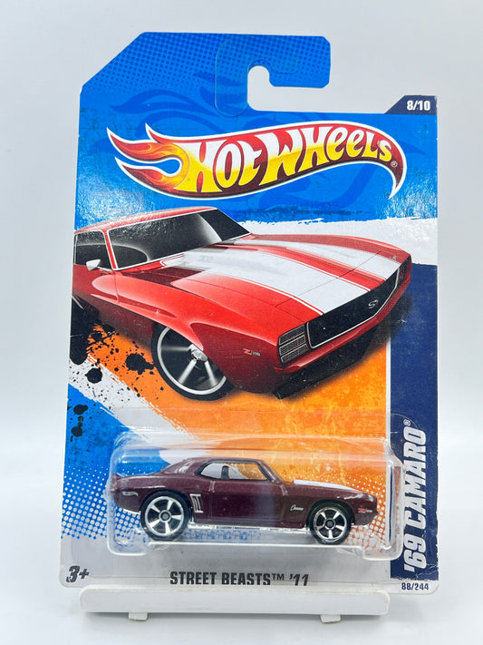 SOFT CORNERS / MILD BLISTER DENT - IMPORTED - HOT WHEELS -  69 CAMARO - 2B