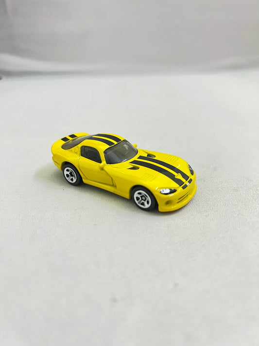UNCARDED - 96 DODGE VIPER GTS - YELLOW - Its Fun