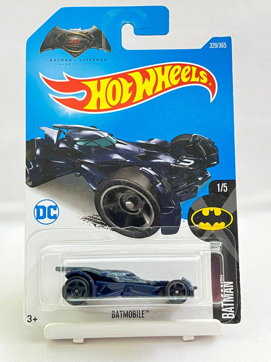 HOT WHEELS - BATMOBILE - 6D - Its Fun
