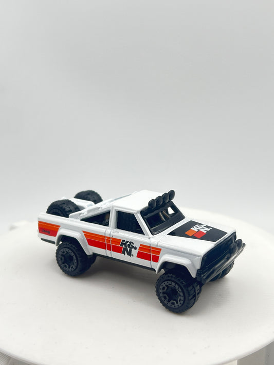 UNCARDED - 73 JEEP J10