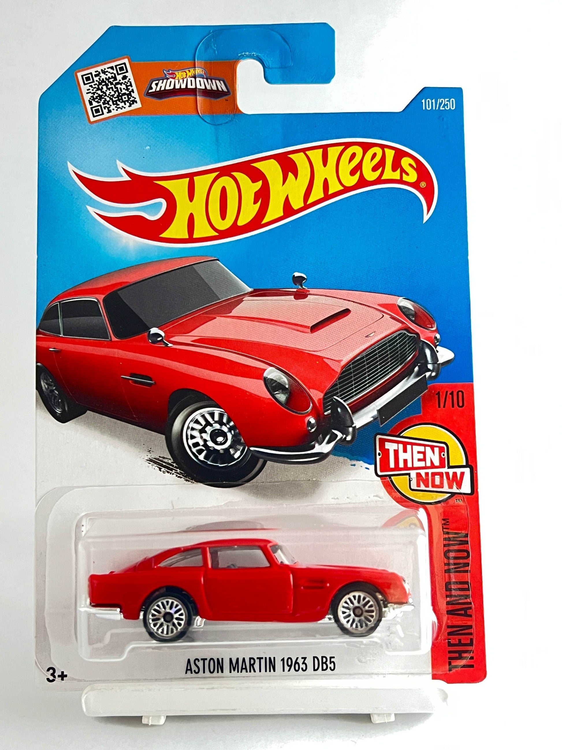 ASTON MARTIN 1963 DB5 - RED - 3D - Its Fun