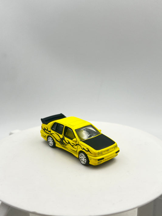 UNCARDED - RACING CHAMPIONS BRAND - 1995 VOLKSWAGEN JETTA - YELLOW