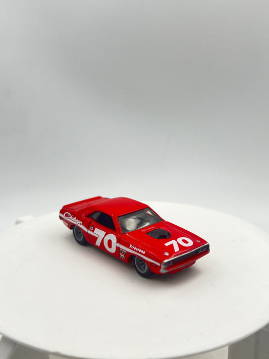 UNCARDED - PREMIUM FULL METAL - 70 CHALLENGER - RED