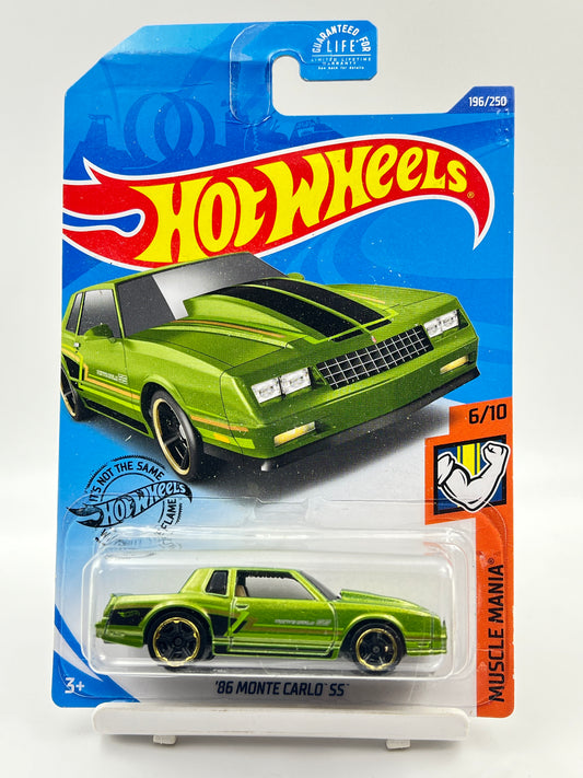 CREASED - IMPORTED - HOT WHEELS -  86 MONTE CARLO SS - 6A