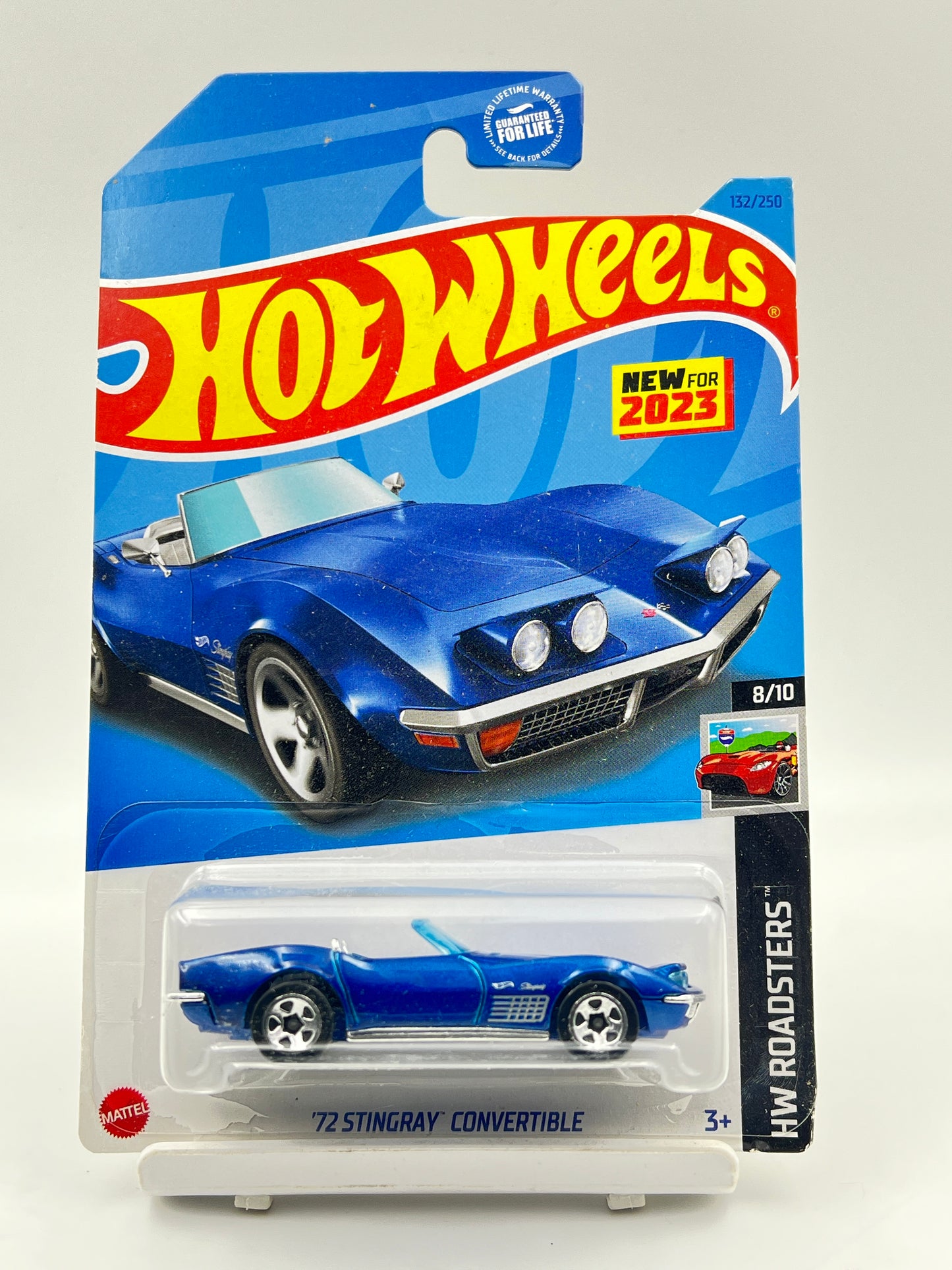 MILD CREASE - IMPORTED - HOT WHEELS -  72 STINGRAY CONVERTIBLE - 3C