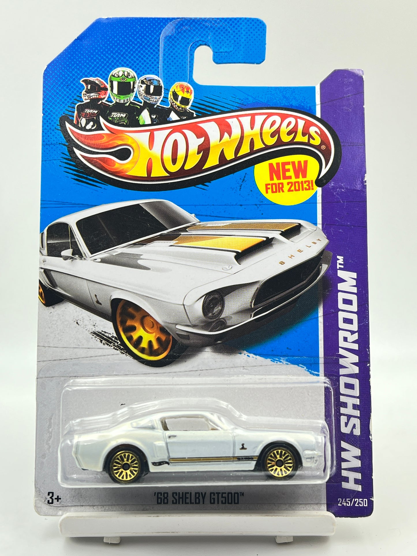 IMPORTED - HOT WHEELS -  68 SHELBY GT500 - WHITE - 6D