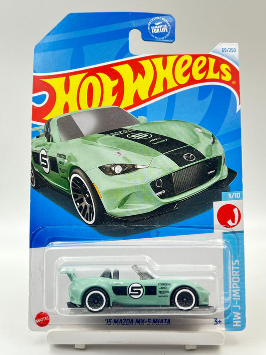 IMPORTED - HOT WHEELS -  15 MAZDA MX-5 MIATE - GREEN - 6D