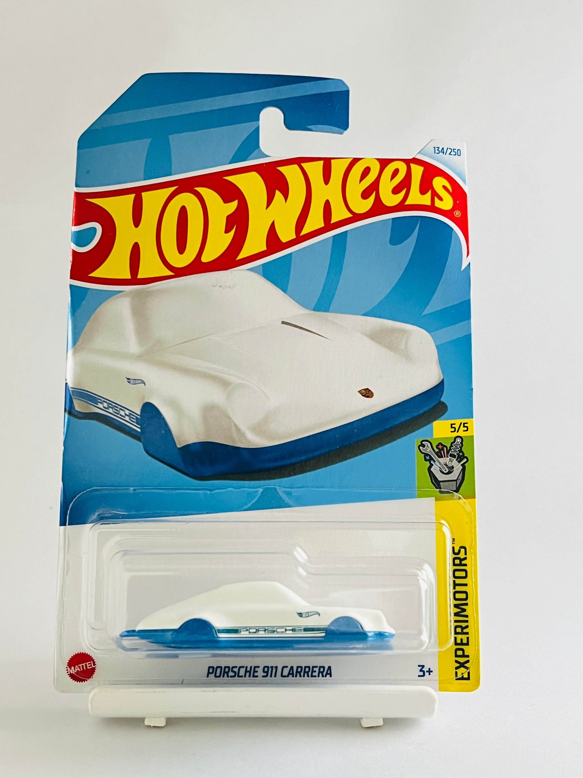 PORSCHE 911 CARRERA KEYCHAIN WHITE 4A Its Fun