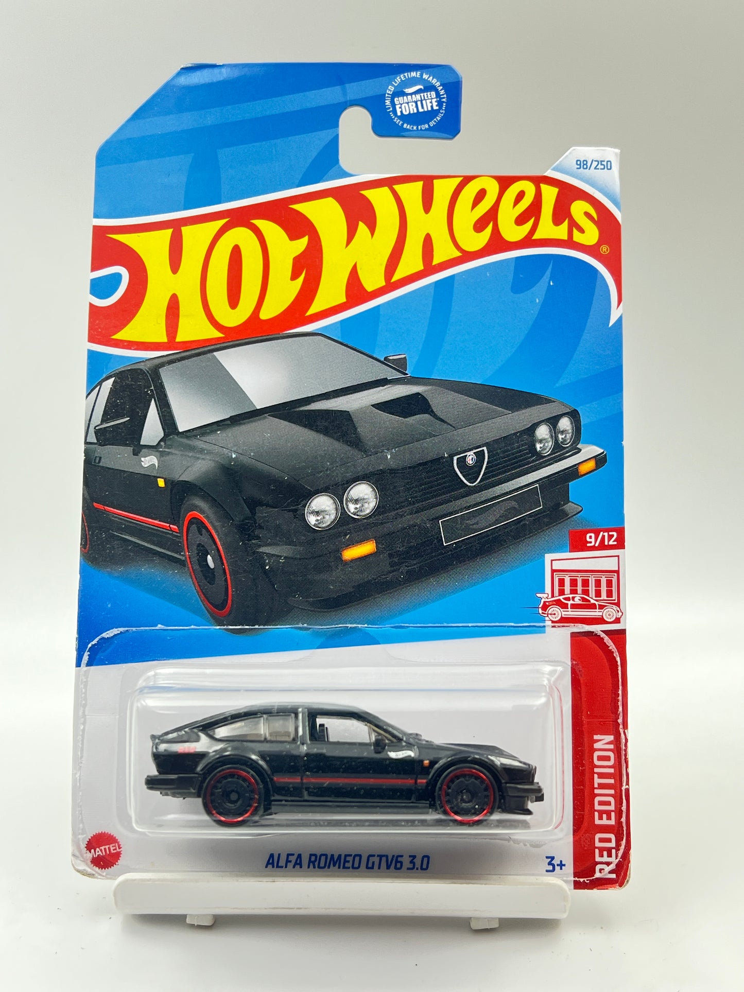 RED EDITION - TARGET EXCLUSIVE - IMPORTED - HOT WHEELS - ALFA ROMEO GTV6 3.0 - 2G