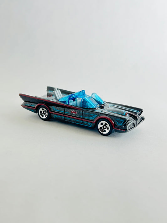 UNCARDED - TV SERIES BATMOBILE - Its Fun- Hot wheels - matchbox - diecast