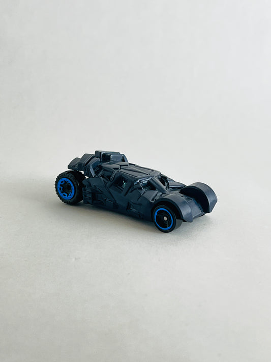 UNCARDED - BATMAN BEGINS BATMOBILE - Its Fun- Hot wheels - matchbox - diecast