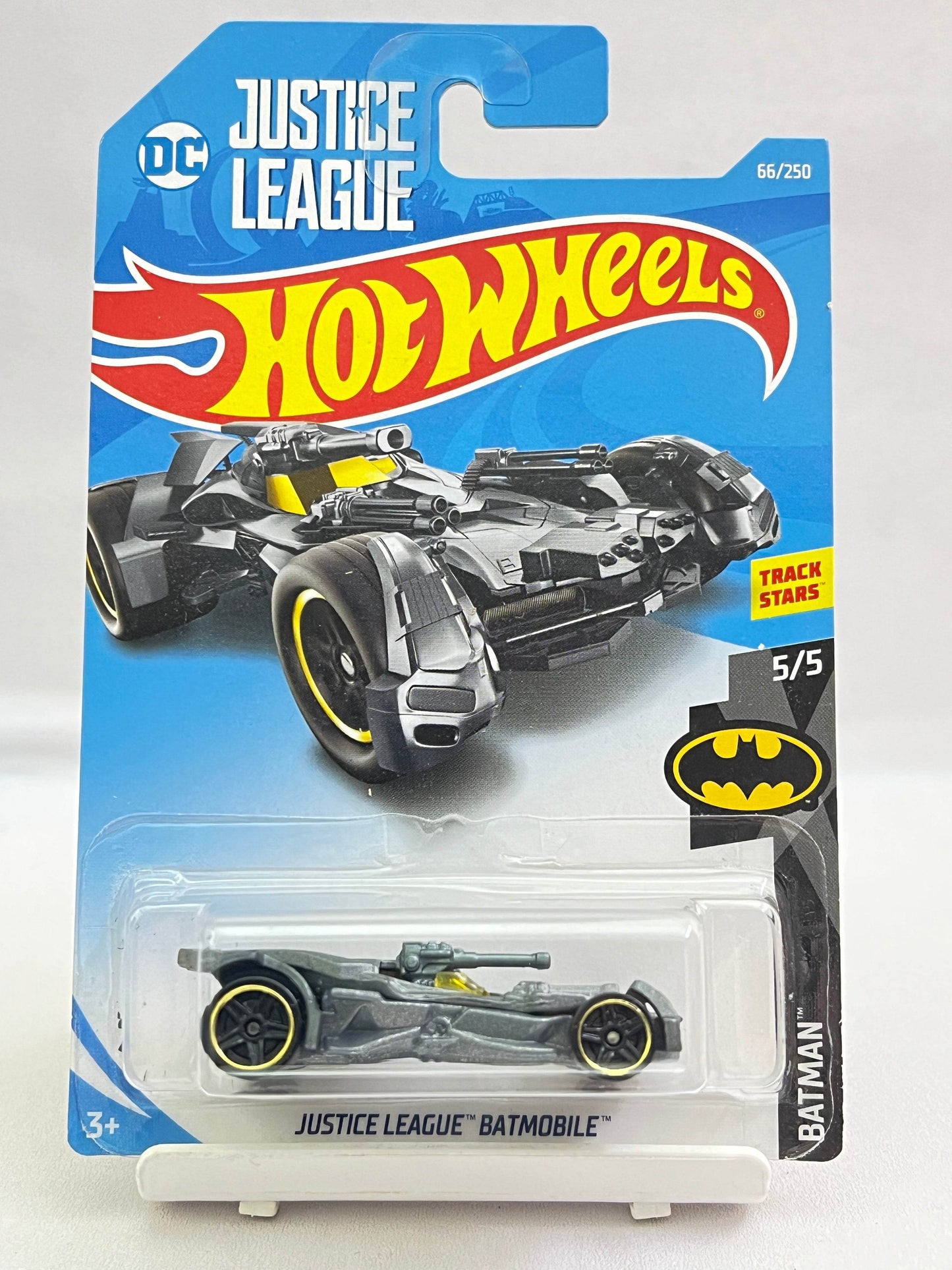 HOT WHEELS - JUSTICE LEAGUE BATMOBILE - 1C - Its Fun