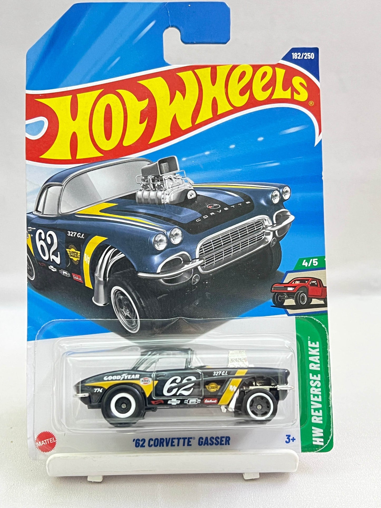 SUPER TREASURE HUNT - 62 CORVETTE GASSER - MILD HOOK CREASE - FREE PROTECTOR - Its Fun