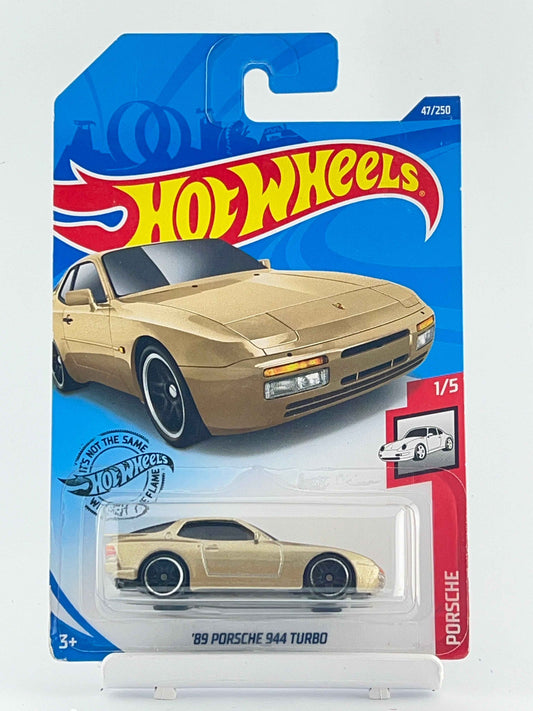 89 PORSCHE 944 TURBO - GOLD