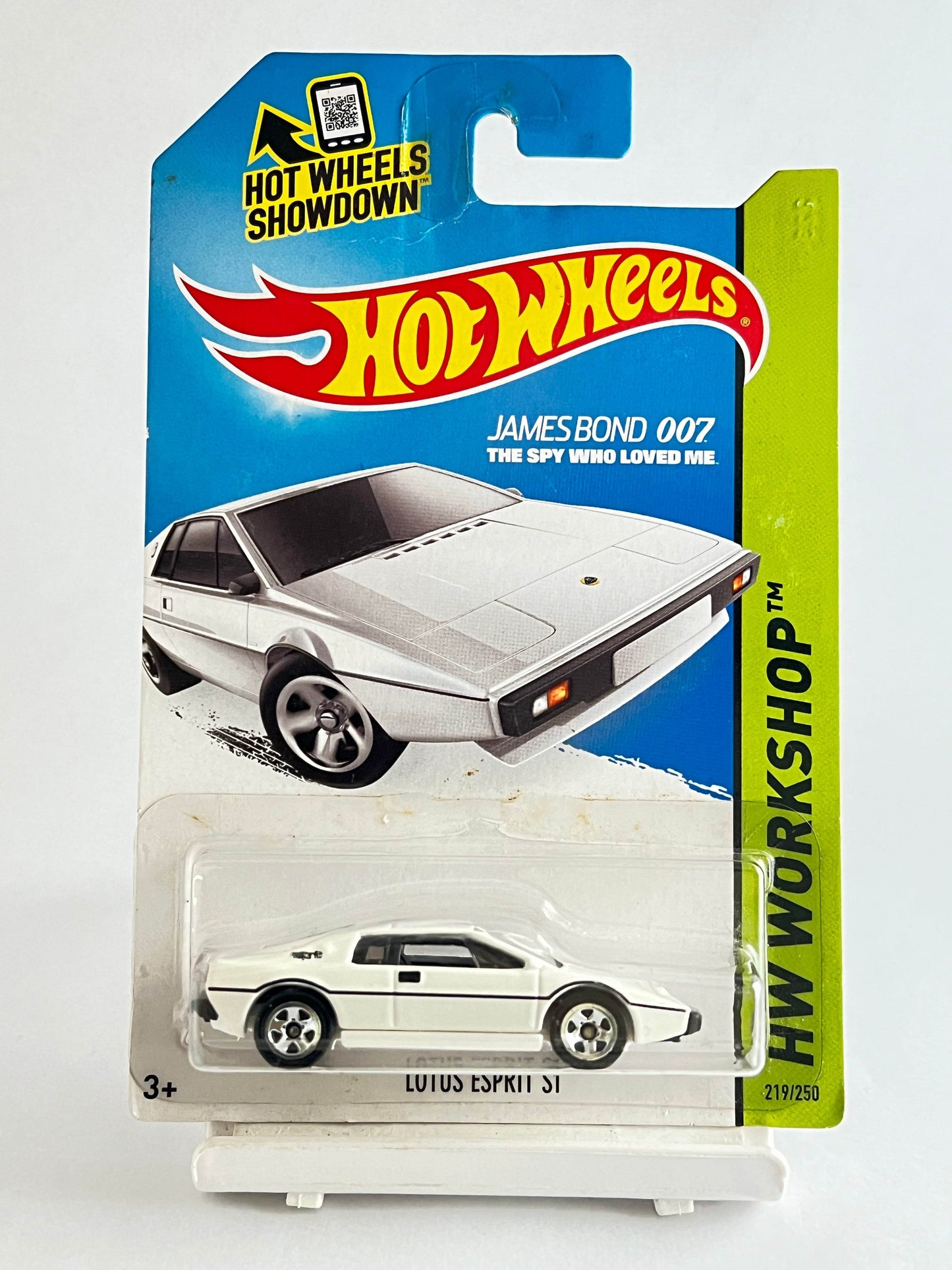 MILD CREASE - LOTUS ESPRIT S1 - 007 JAMES BOND - THE SPY WHO LOVED ME - 4F - Its Fun