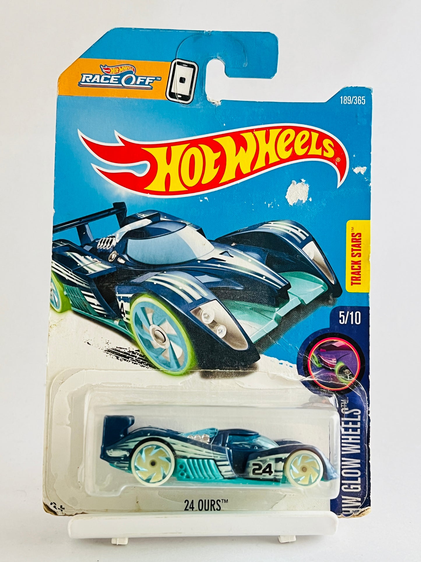 24 OURS - CARD CONDITION NOT GOOD - 1D - Its Fun- Hot wheels - matchbox - diecast