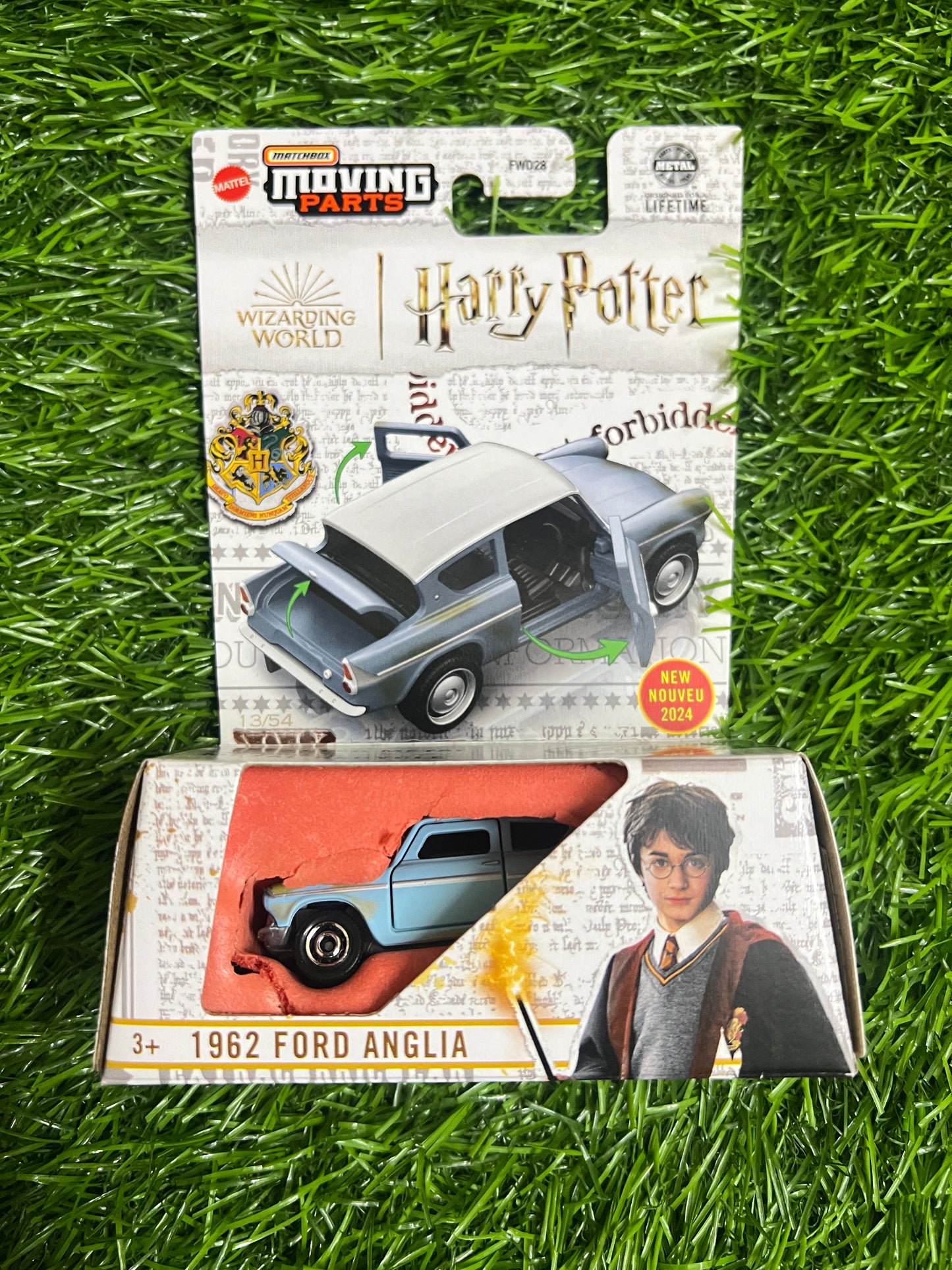INNER FOAM SHELL DAMAGED - MOVING PARTS - HARRY POTTER - 1962 FORD ANGLIA